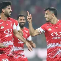 پرسپولیس صدرنشین لیگ برتر شد