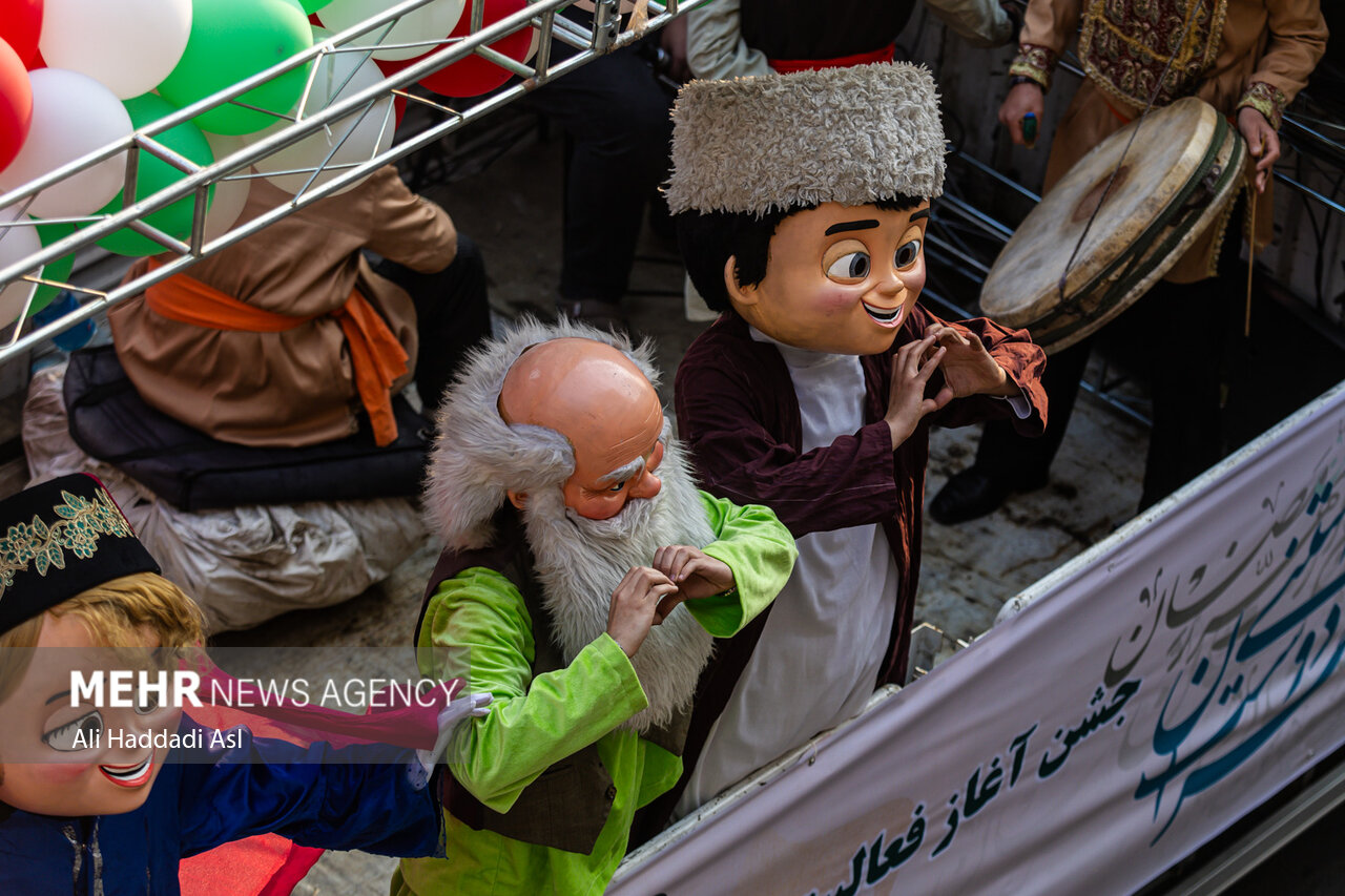 عکس/ کارناوال شادی نوروز در تهران