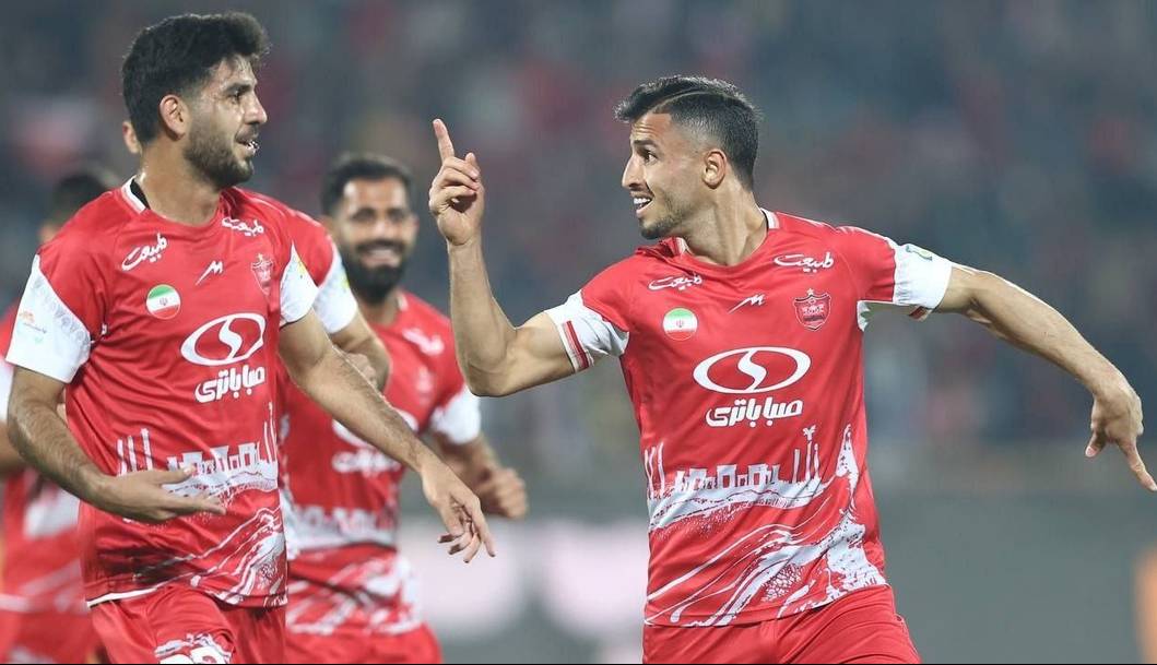 پرسپولیس صدرنشین لیگ برتر شد