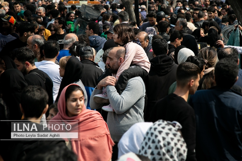 عکس/ شلوغی بازار بزرگ تهران در آستانه سال ۱۴۰۴