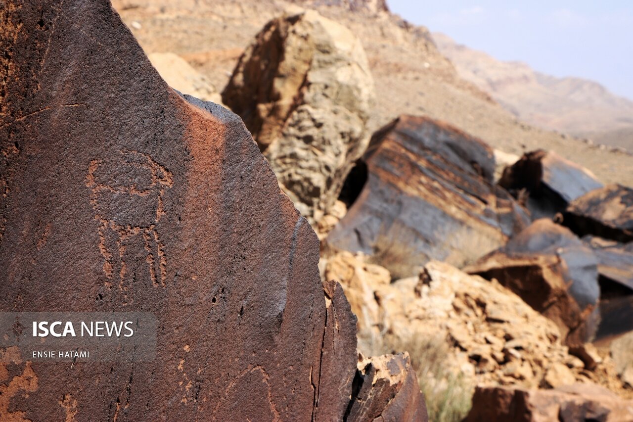 سنگ‌نگاره‌هایی از دلِ تاریخ خراسان شمالی