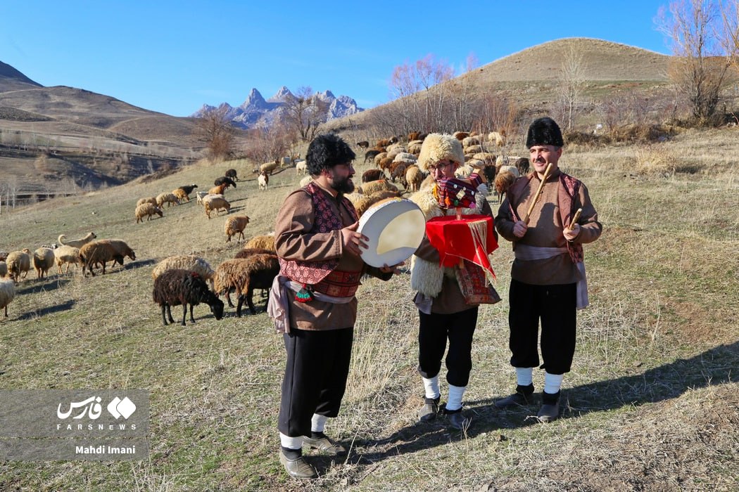 تکم‌چی‌ها نوید بهار می‌دهند