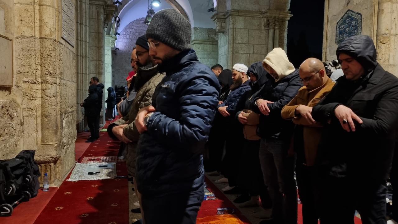  حضور گسترده نمازگزاران در مسجدالاقصی در شب قدر