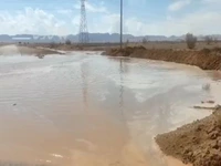 جاری شدن سیلاب در روستاهای نایین