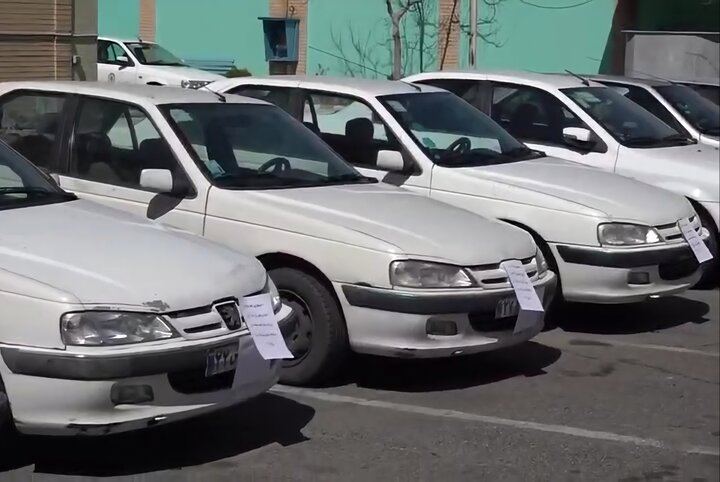 دستگیری باند سارقین خودرو و کشف ۸ دستگاه سواری در تبریز