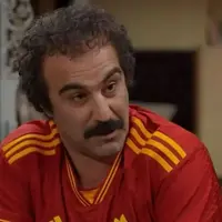 انتقاد‌ عجیب یک رسانه به «پایتخت»: چرا نقی گفت پدرسگ؟