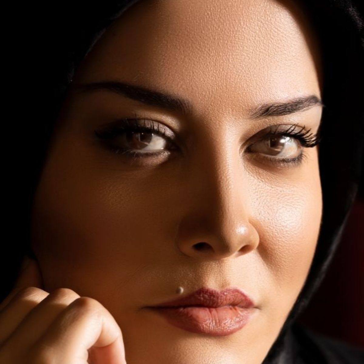 عیادت آشا محرابی از مادر عمو پورنگ