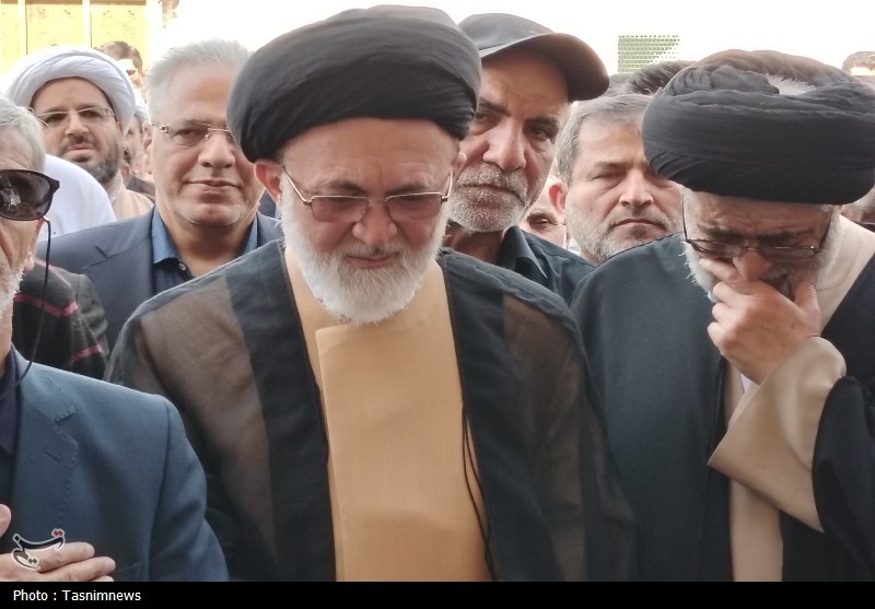 مرد انقلاب و محراب شهر ری در حرم عبدالعظیم(ع) آرام گرفت