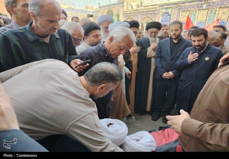 مرد انقلاب و محراب شهر ری در حرم عبدالعظیم(ع) آرام گرفت