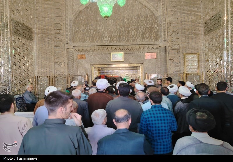 مرد انقلاب و محراب شهر ری در حرم عبدالعظیم(ع) آرام گرفت