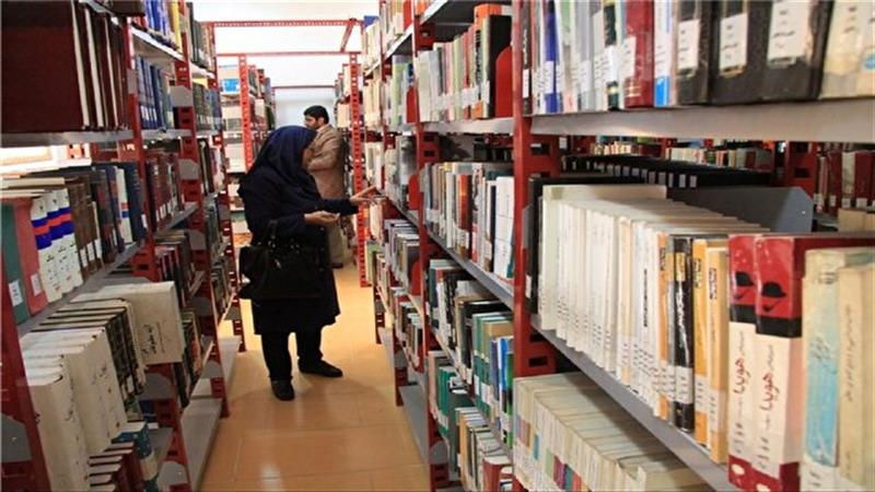 عشق به کتاب تعطیلبردار نیست؛ استقبال هزاران نفر از کتابخانههای خراسانجنوبی در ایام نوروز