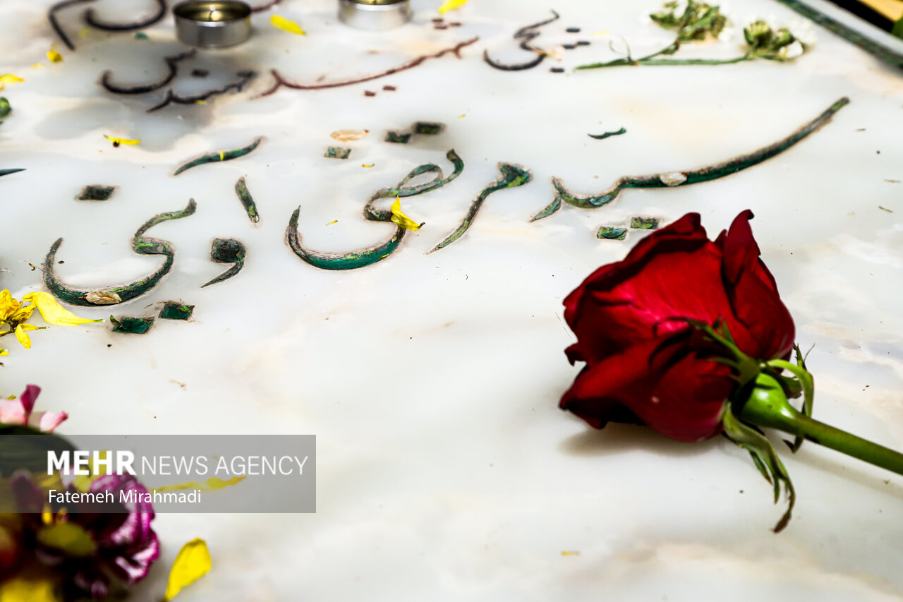 بزرگداشت سی و دومین سالگرد شهادت سیدمرتضی آوینی  