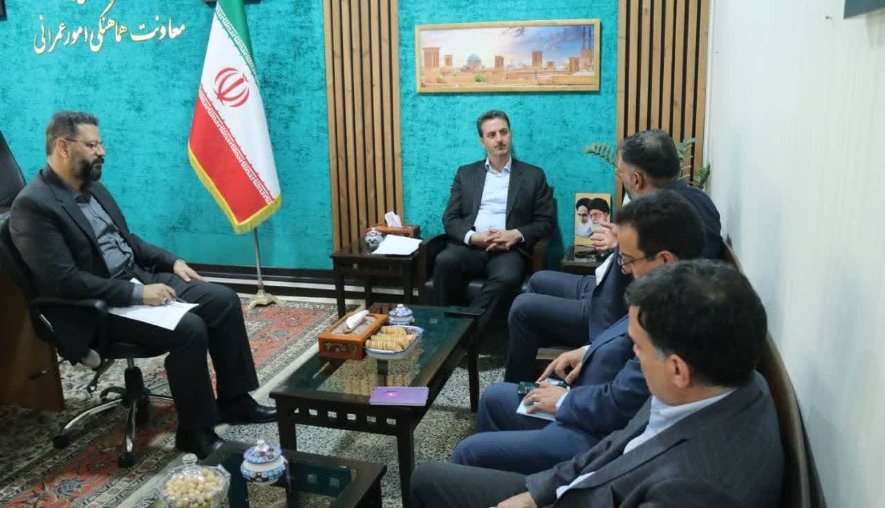 توسعه نیروگاههای خورشیدی، راهکاری مؤثر برای عبور از تنگناهای تأمین برق