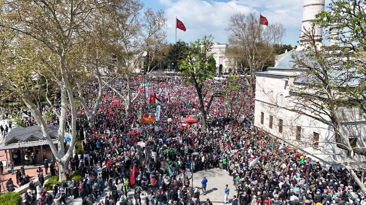 عکس/ مردم ترکیه علیه صهیونیست ها به پا خاستن!