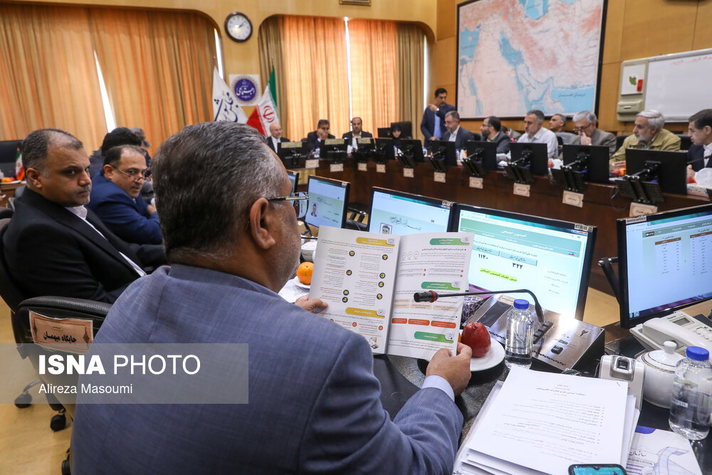عکس/ خوش و بش‌ها در جلسه کمیسیون اجتماعی مجلس