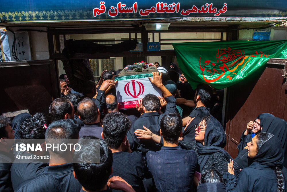 پیکر شهید فراجا در قم تشییع شد