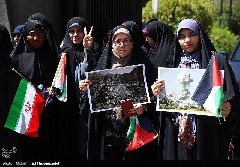 تجمع دانشجویان دانشگاه تهران در حمایت از مردم مظلوم غزه
