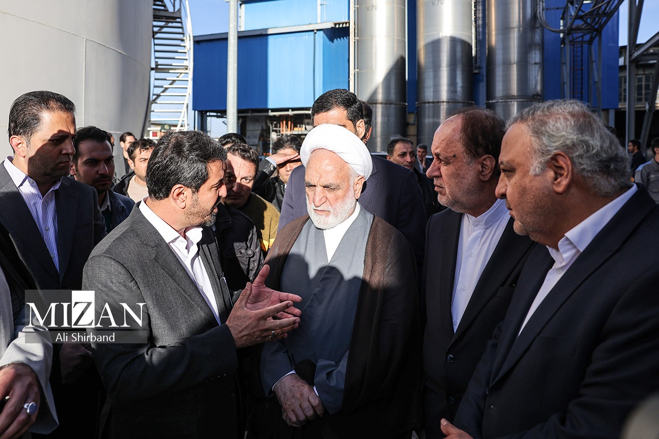 عکس/ بازدید رئیس قوه قضاییه از کارخانه «صنایع پتروشیمی هگمتانه» همدان