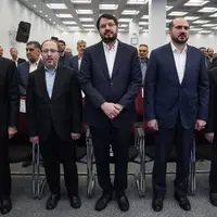 جمع مدیران دولت سابق در ستاد اجرایی فرمان امام