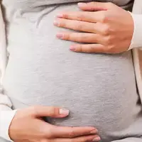 توصیه دکتر عزیزی درباره نیازهای خانم در دوران بارداری 