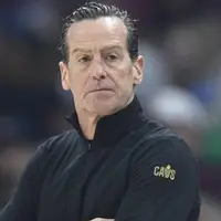 سرمربی کلیولند به‌ عنوان بهترین مربی سال NBA انتخاب شد