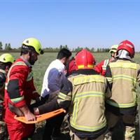 مصدومان حادثه سقوط هواپیما در قزوین به بیمارستان منتقل شدند