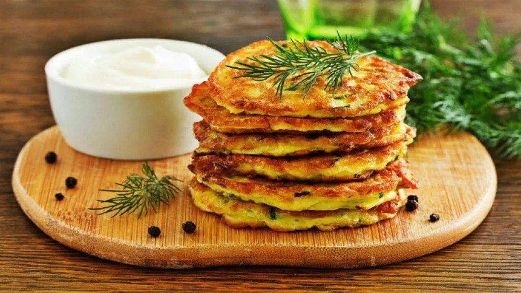 طرز تهیه یک کوکوی ترد و خوشمزه با ماست