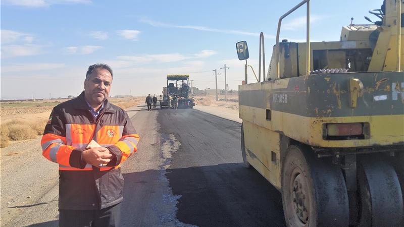 طرح بهسازی محور روستایی رحمت‌آباد در بخش مرکزی قم به بهره‌برداری رسید