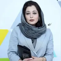 چهره ها/ عکس یادگاری سانیا سالاری در کنار بزرگ مرد سینما