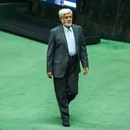 عارف فردا به مجلس می‌رود