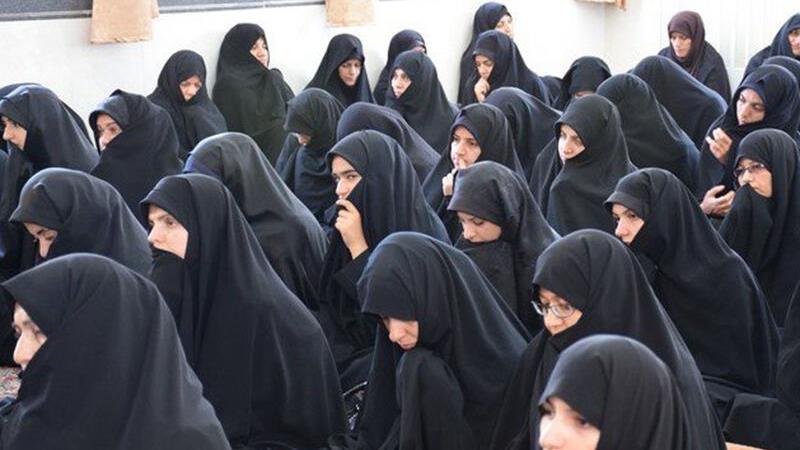 مدیر حوزه علمیه: بانوان طلبه گلستان، پرچمداران علم و پژوهش هستند