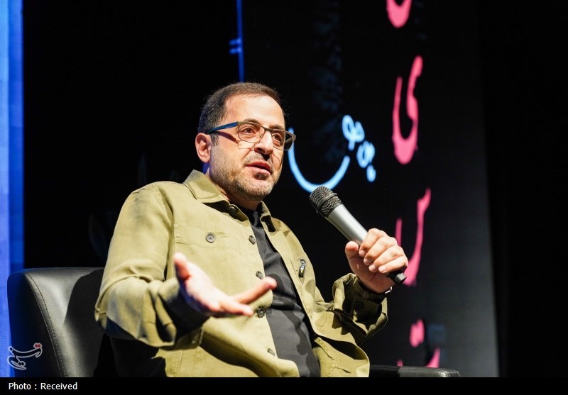 عکس/ جشن امضای کتاب «ن ی س ت» فاضل نظری در شیراز  