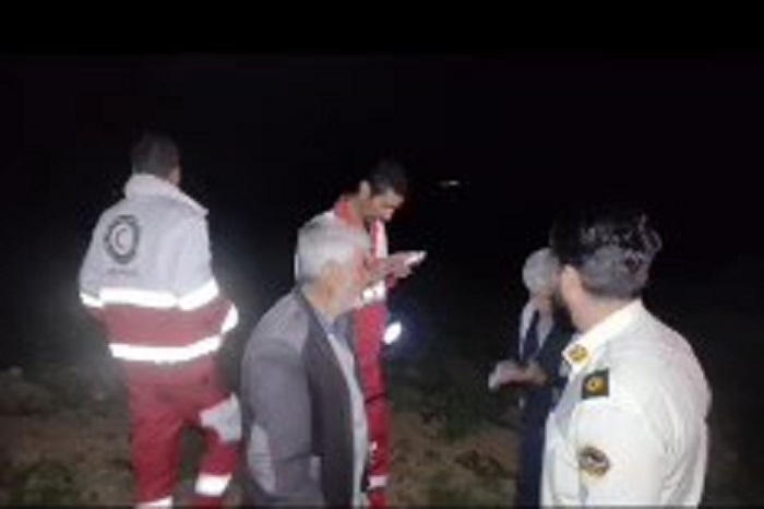 نجات فرد گرفتار در کوه در خوانسار