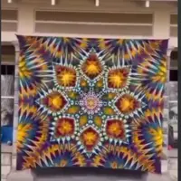 رنگ آمیزیِ پارچه به روشِ هندسی