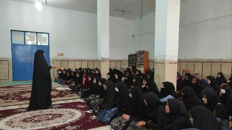 اعزام ۲۵۹ گروه جهادی دختر به مناطق محروم خراسان جنوبی