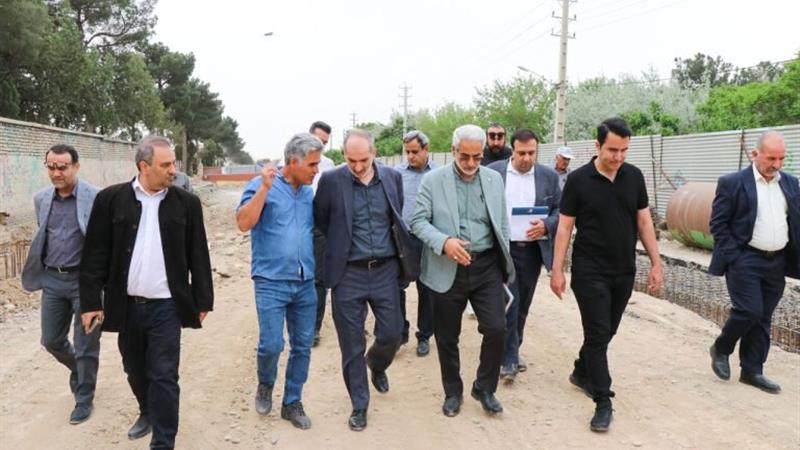 بازدید و بررسی روند عملیات عمرانی تقاطع غیرهمسطح امام علی(ع) البرز
