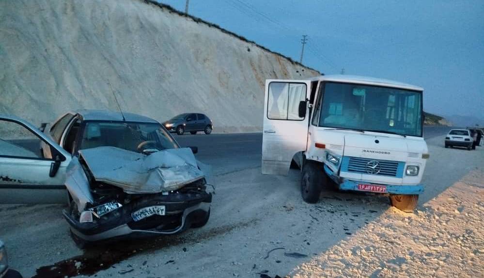 حادثه برای مینیبوس مدرسه؛ 15 مصدوم درمان و ترخیص شدند