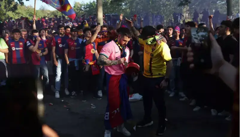 پلیس مانع درگیری هواداران بارسلونا و اینتر!