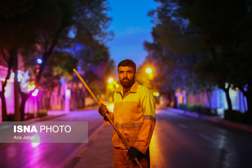 عکس/ کارگران، رهایی از مشکلات هرگز!