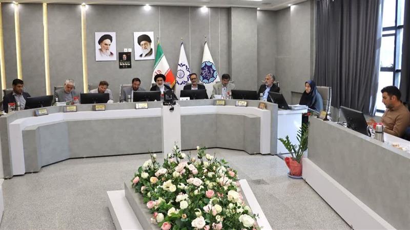 امام جمعه شهرکرد: درخواستهای شورای اسلامی را پیگیری میکنم
