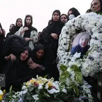 عکس/ تشییع پیکر جانباخته حادثه بندر شهید رجایی در روستای سرخون