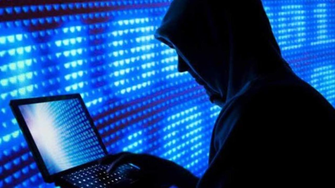 کلاهبرداری ۵۰ میلیونی نوجوان همدانی با ارسال لینکهای آلوده