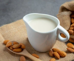طرز تهیه حریره بادام به چند روش ساده و لذیذ