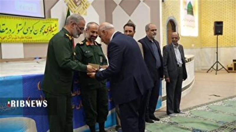 تجلیل از دبیران جهادی و معلمین دفاعی آموزرش و پرورش استان قم