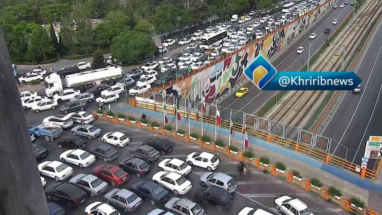 ترافیک شدید در میدان آزادی مشهد