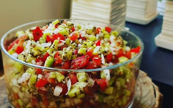 دستور تهیه سالاد شیرازی اصیل