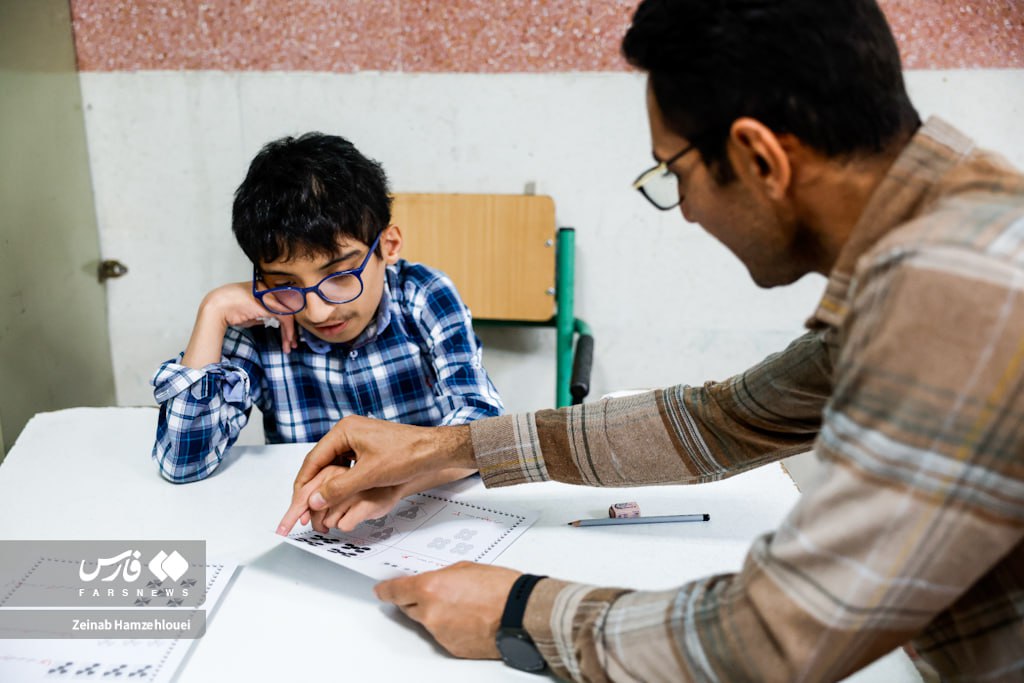 عکس/ سختی کار معلمان استثنایی