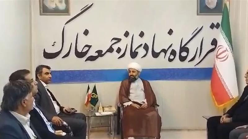 دولت به مشکلات زیرساختی و معیشتی در خارگ توجه ویژه داشته باشد