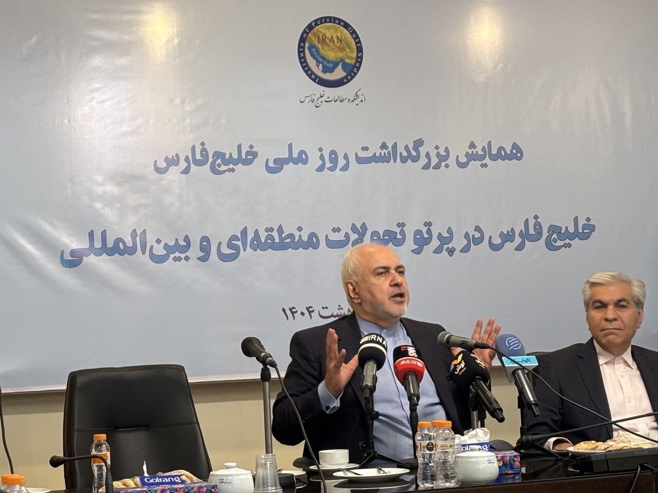 ظریف: کشورهای منطقه به این نتیجه رسیدند که امنیت خریداری شده برای آن‌ها امنیت نمی‌شود