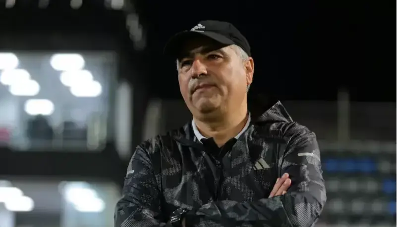 ساکت الهامی از نساجی استعفا داد